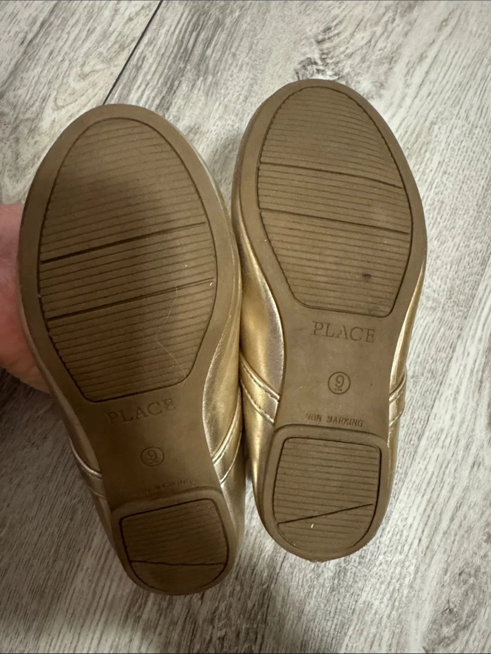 The Children's Place Metallic Gold Bow Mary Jane Flats